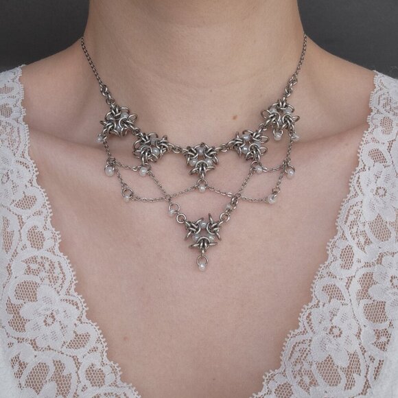 Vintage antique fairy princess chandelier necklace with a small silver chain - Picture 4 of 11